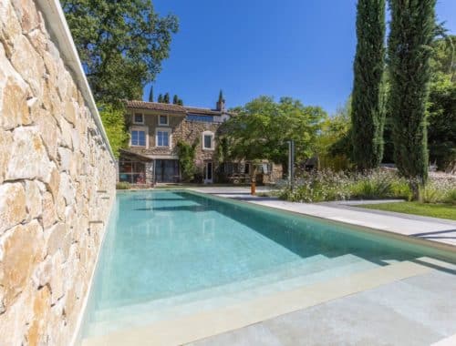 Boyer Jardin et Piscine à Puyméras