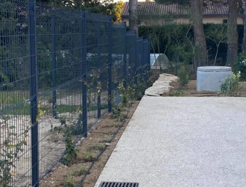 Boyer Jardin et Piscine à Puyméras