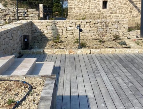 Boyer Jardin et Piscine à Puyméras